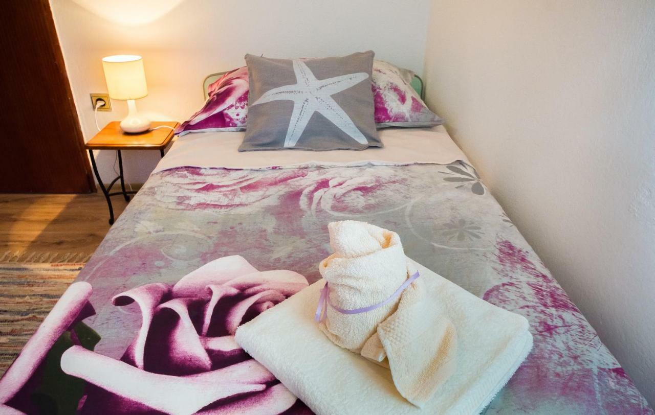 Apartment Leut With Spacious Terrace And Sea View Slatine Eksteriør bilde